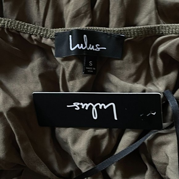 NWT Lulu's Learning to Fly Halter Jumpsuit Size Small - Picture 5 of 16